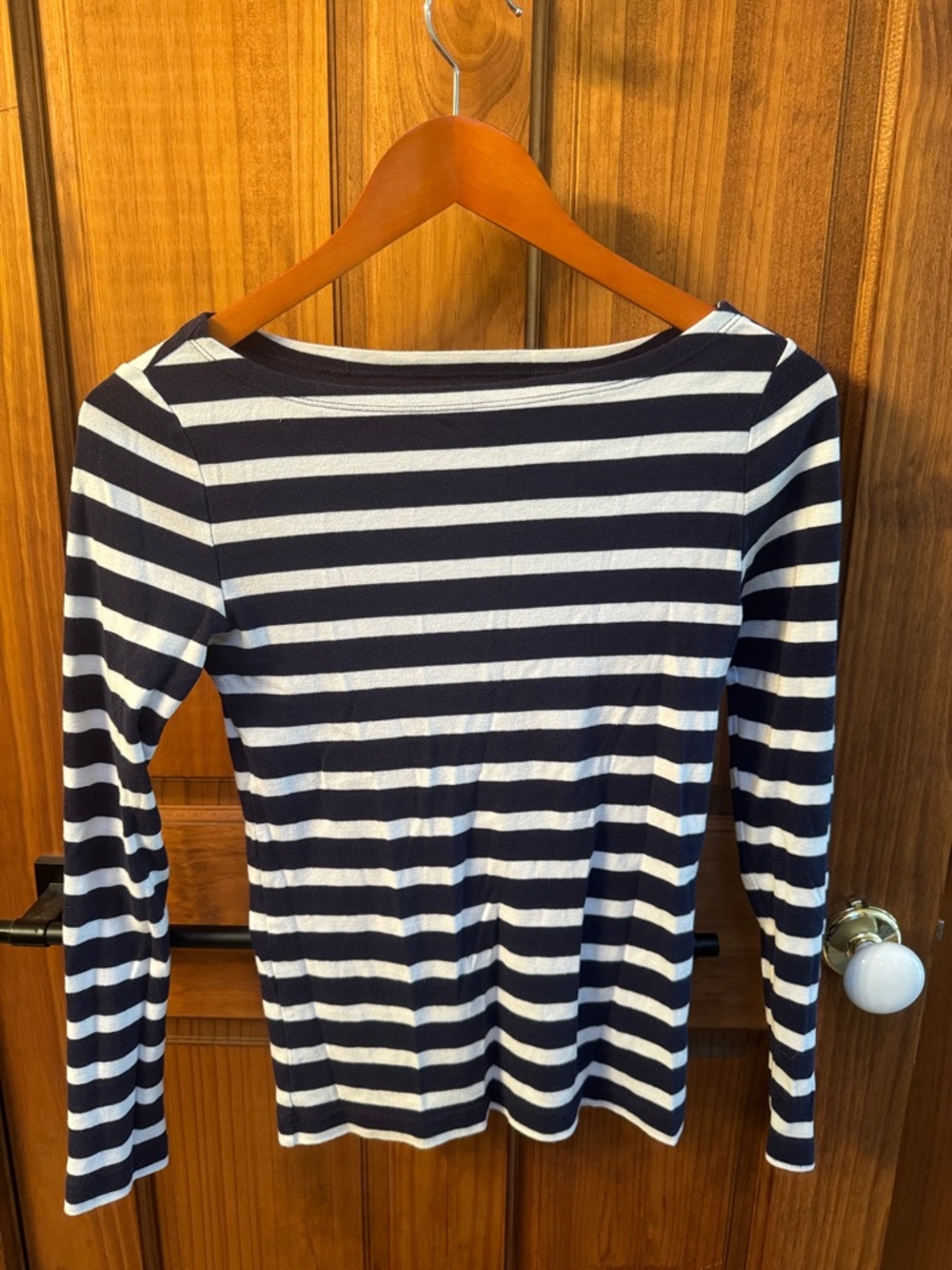 Striped Long-Sleeve Boatneck Top - Navy & White